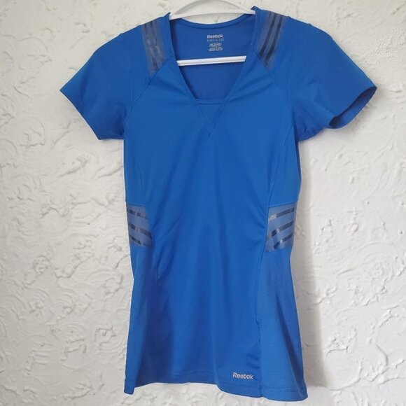 Reebok Easy Tone Play Dry Short Sleeve Top - Picture 2 of 7